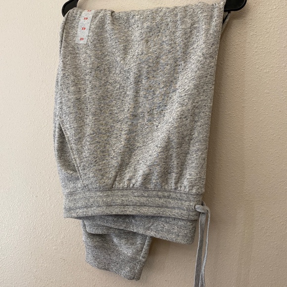 Old Navy Heather Gray Tapered Leg Jogger Sweat Pants 4X NWOT - Picture 1 of 9